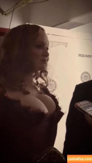 Christina Hendricks photo #0593