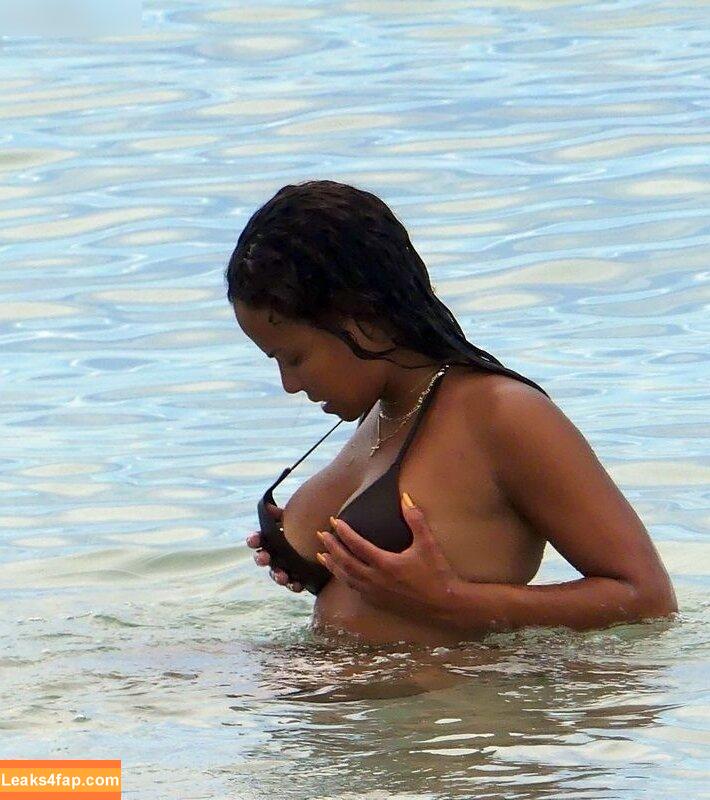 Christina Milian / christinamilian слитое фото фото #0590