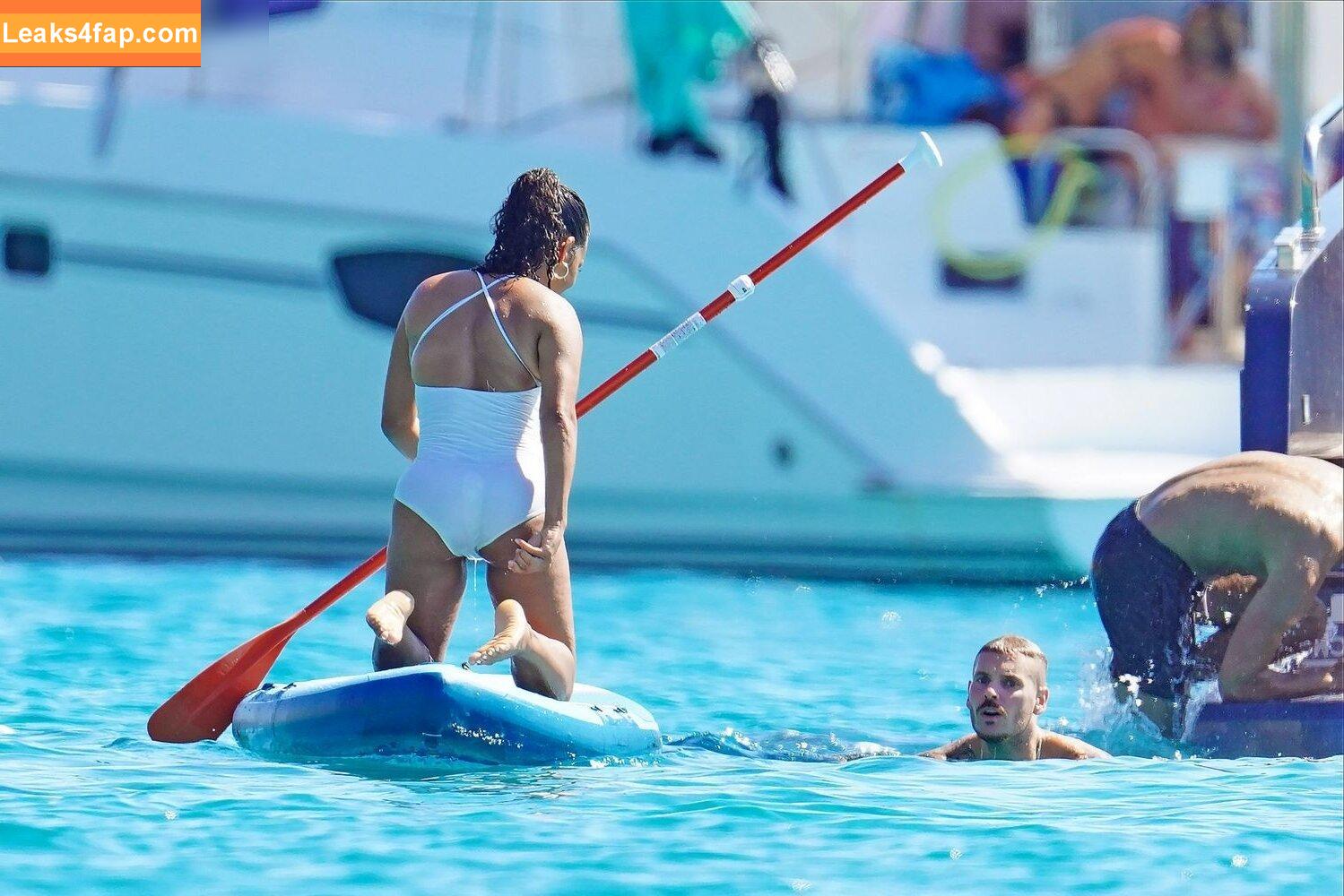 Christina Milian / christinamilian слитое фото фото #0628