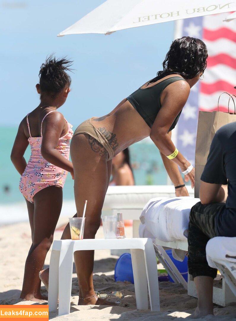 Christina Milian / christinamilian слитое фото фото #0982