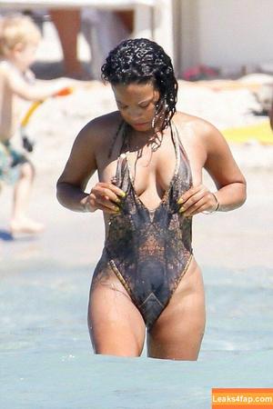 Christina Milian photo #0003