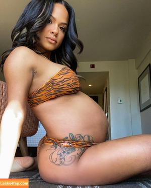 Christina Milian photo #0019