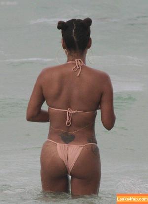 Christina Milian photo #0402