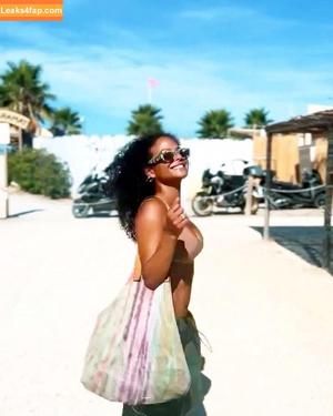 Christina Milian photo #0454