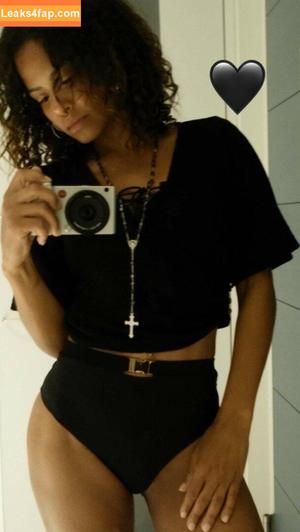 Christina Milian фото #0697