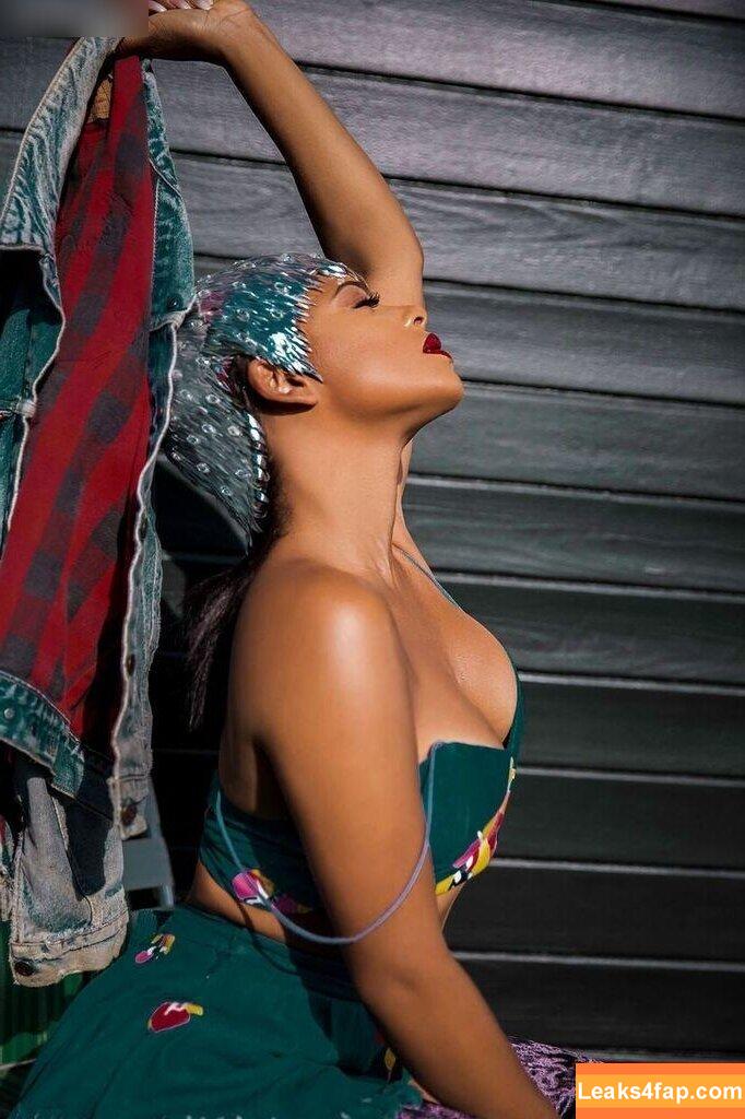 Christina Milian / christinamilian leaked photo photo #1278