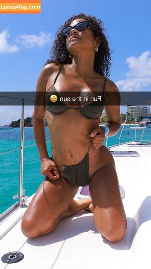 Christina Milian фото #1016