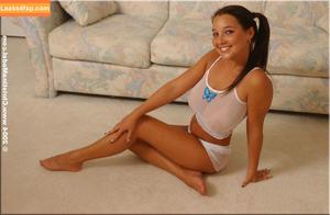 Christina Model photo #0350