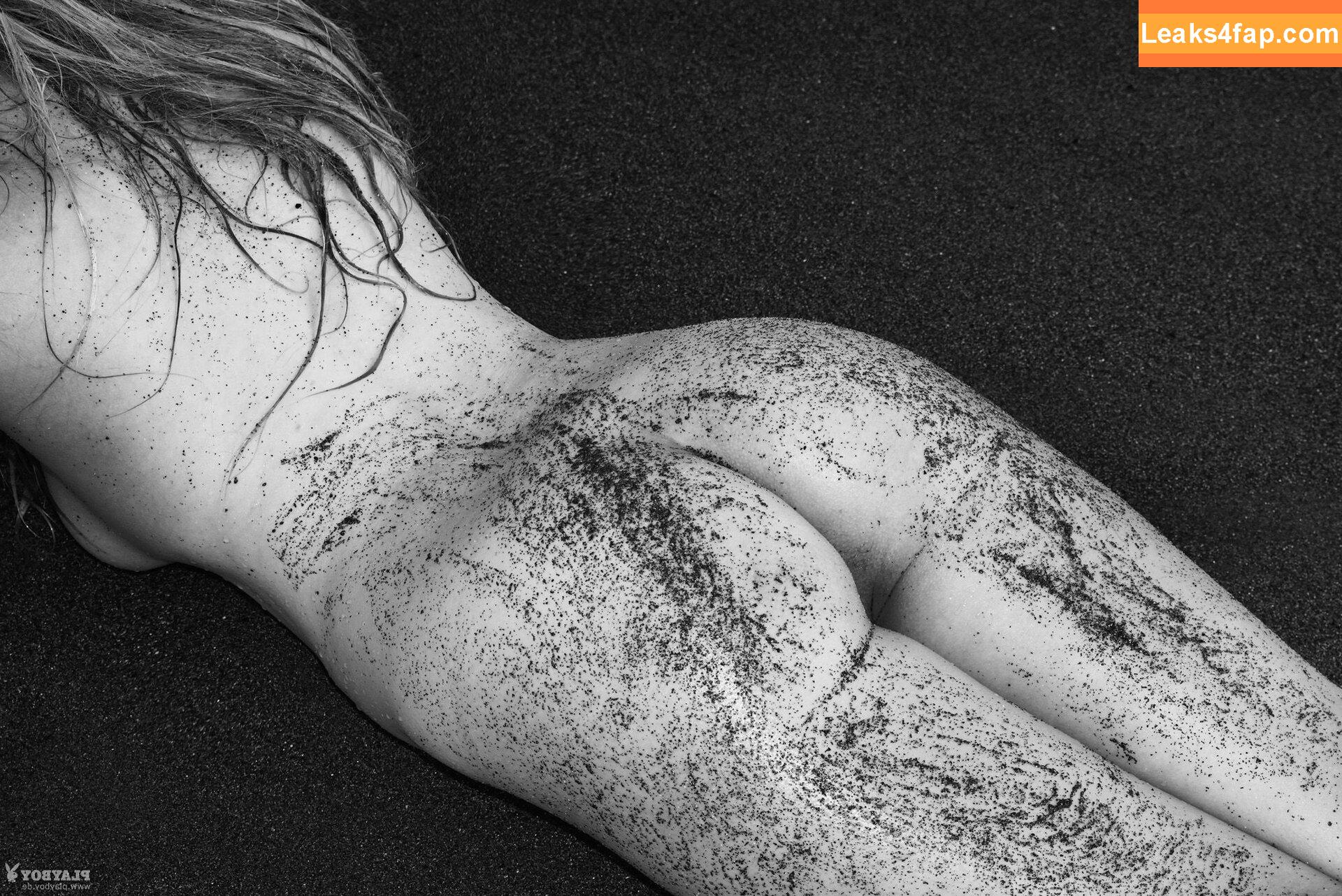 Christina Noélle / Christina Noelle / christinakaden leaked photo photo #0012