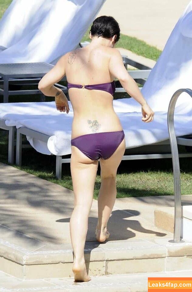 Christina Ricci / ChristinaRicci / arianaricci / riccigrams слитое фото фото #0004