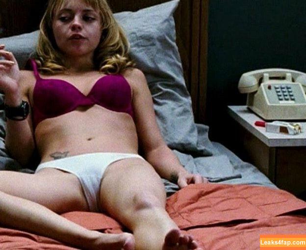 Christina Ricci / ChristinaRicci / arianaricci / riccigrams слитое фото фото #0011