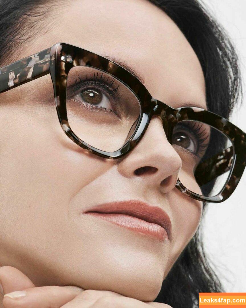 Christina Ricci / ChristinaRicci / arianaricci / riccigrams слитое фото фото #0051