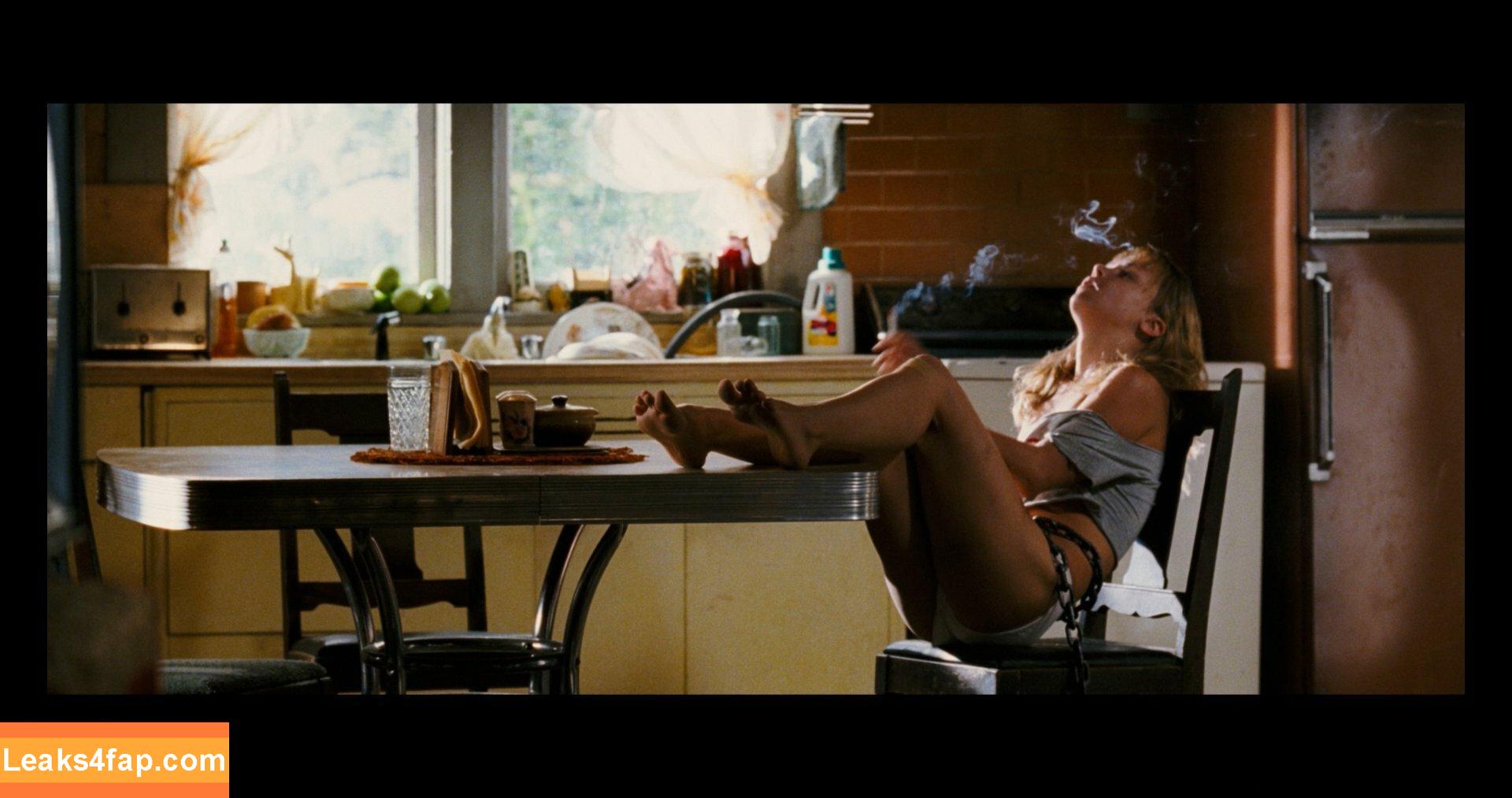 Christina Ricci / ChristinaRicci / arianaricci / riccigrams слитое фото фото #0067