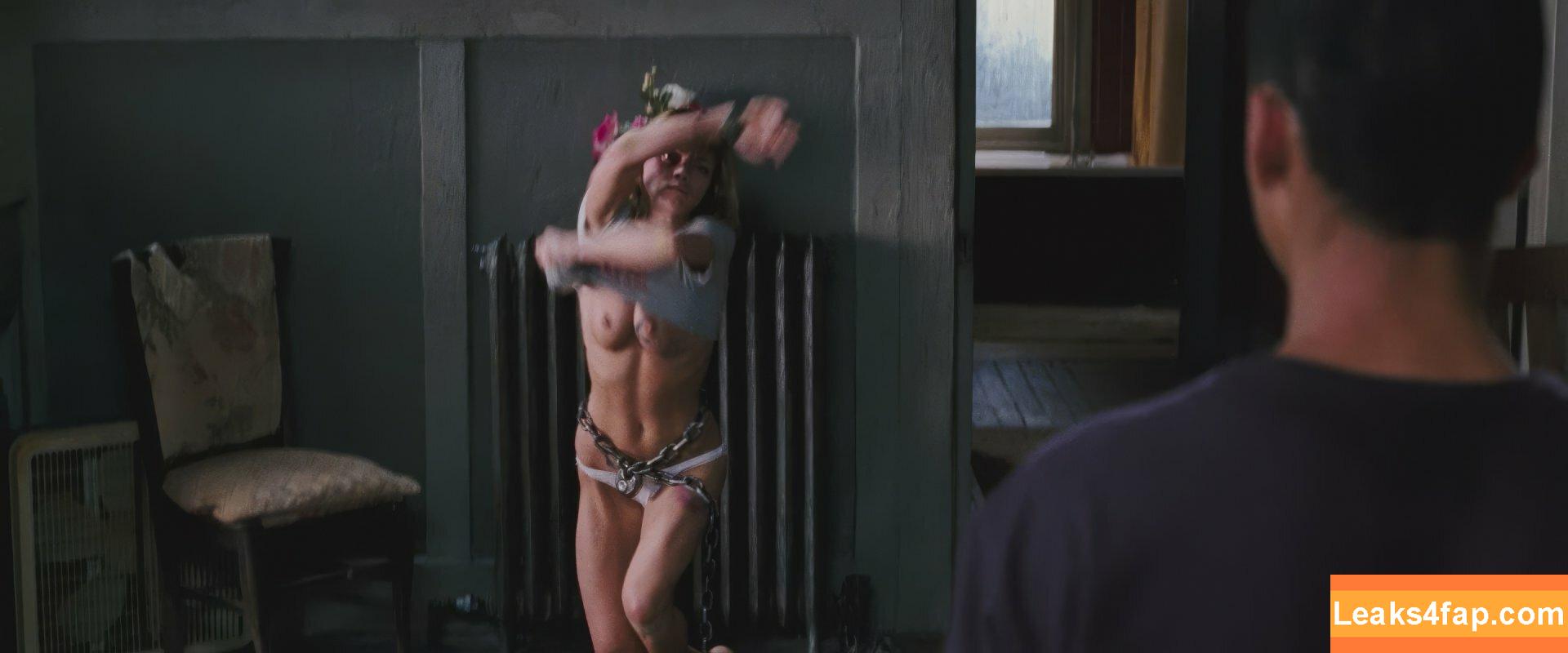 Christina Ricci / ChristinaRicci / arianaricci / riccigrams leaked photo photo #0209