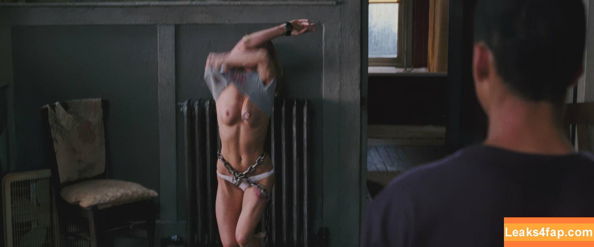 Christina Ricci / ChristinaRicci / arianaricci / riccigrams leaked photo photo #0210