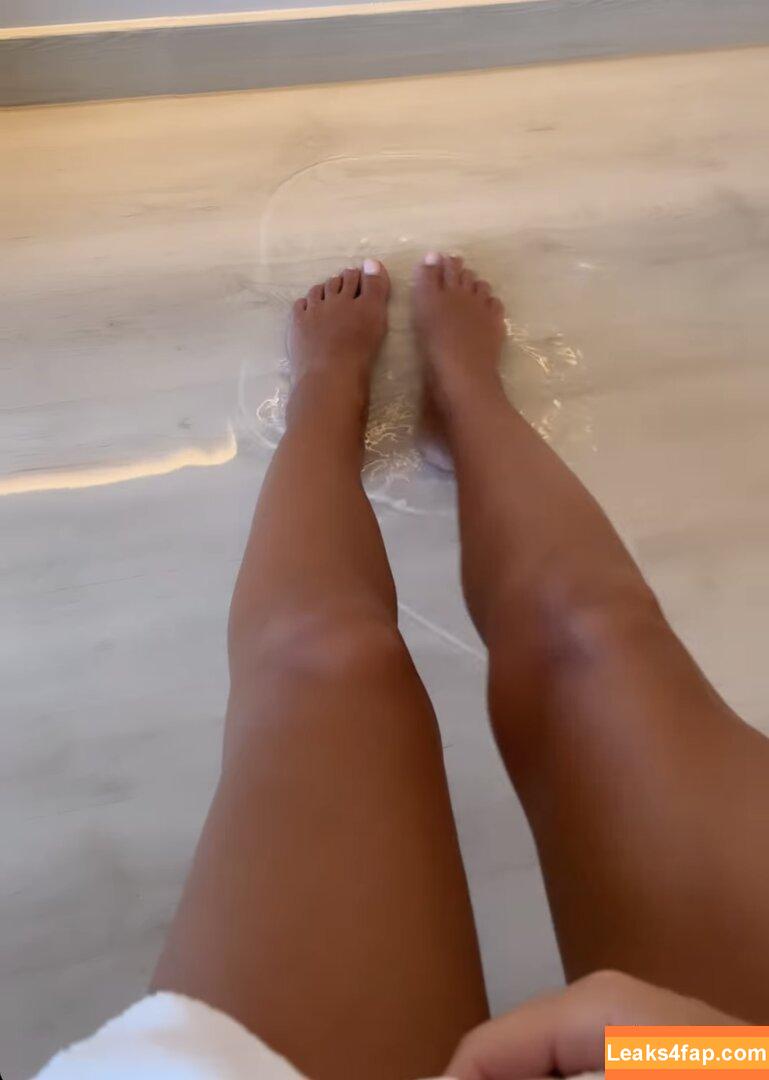 Christine McGuinness / mrscmcguinness слитое фото фото #0138