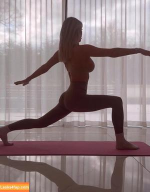 Christine McGuinness фото #0124