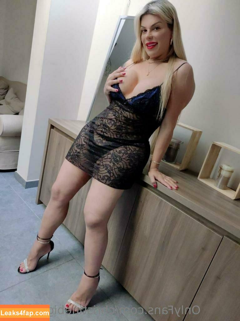 christinebigboobes / Christine / thechristinequinn leaked photo photo #0028