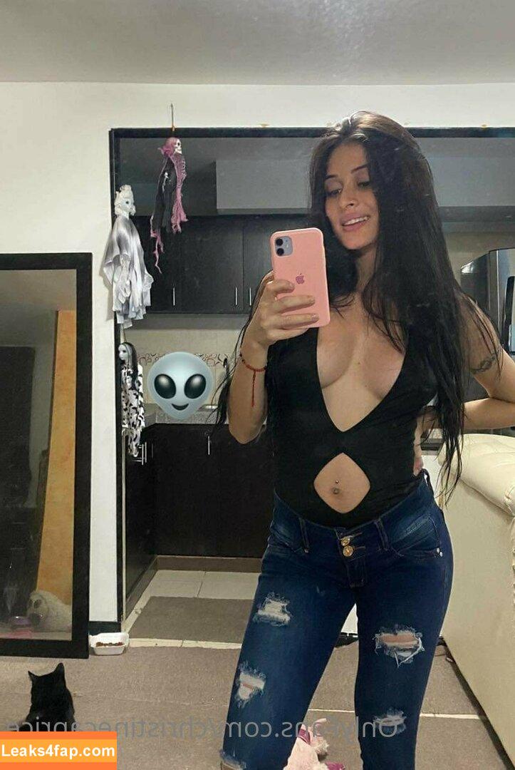 christinecaprice / capricekristinq leaked photo photo #0147
