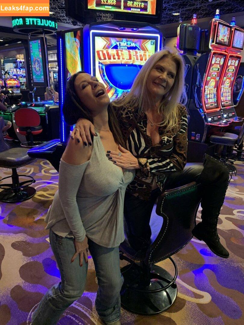 Christy Canyon / ChristyCanyon11 / therealchristycanyon11 leaked photo photo #0110