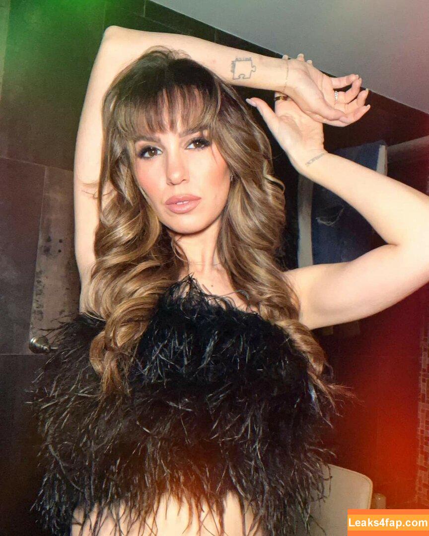 Christy Carlson Romano / thechristycarlsonromano leaked photo photo #0030