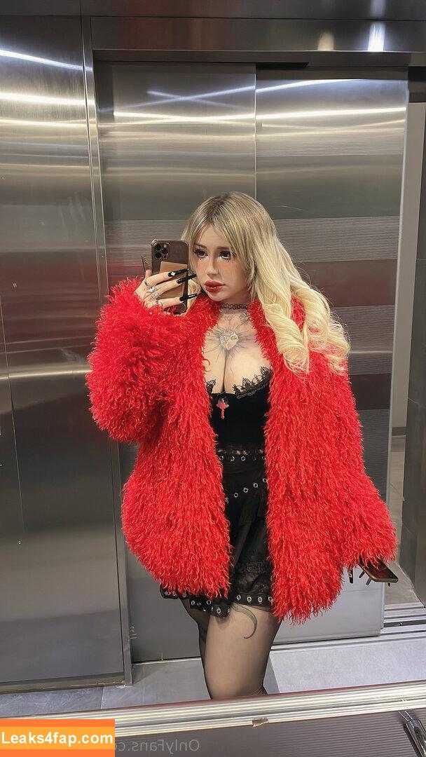 chrysi_luna / chrysiluna leaked photo photo #0082