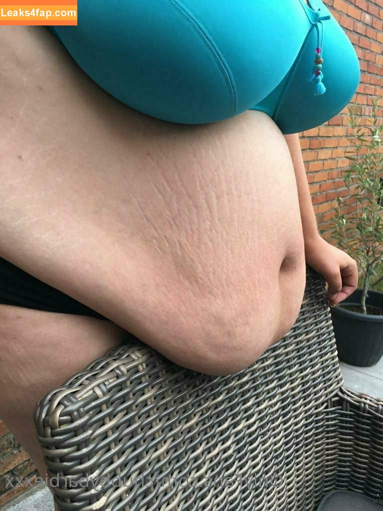 chubbybarbiexxx /  leaked photo photo #0009