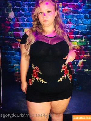chubbytoga photo #0019