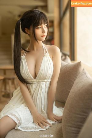 Chunmomo photo #0751