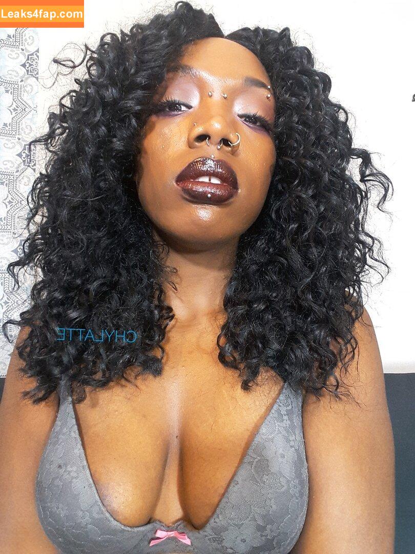 chylattexfree / iamtoccara_t leaked photo photo #0001