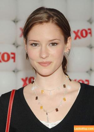 Chyler Leigh фото #0104