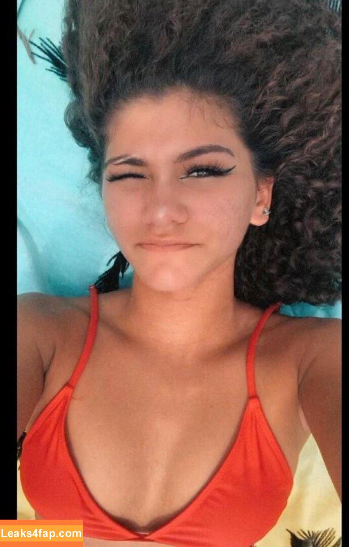 ciggybae / Zendaya lookalike / gypsybaehere / homeskilla_whitnit слитое фото фото #0088