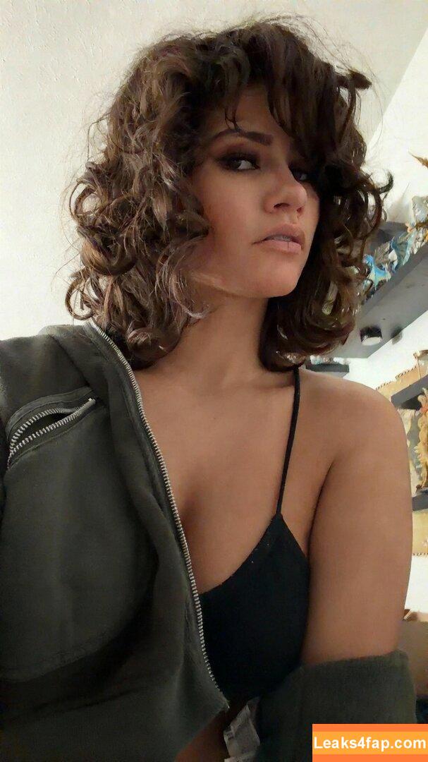 ciggybae / Zendaya lookalike / gypsybaehere / homeskilla_whitnit leaked photo photo #0108