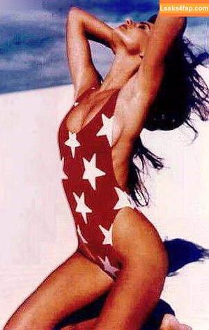 Cindy Crawford photo #0134