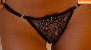 Cindy Mello photo #0077