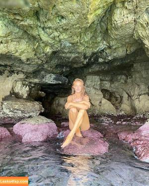 Cintia Dicker photo #0062