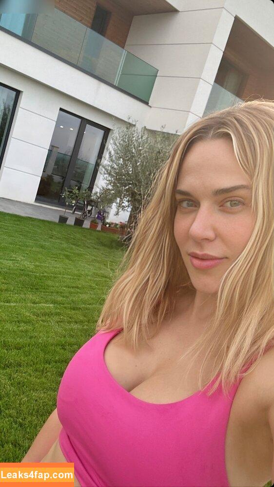 CJ Perry aka Lana / thecjperry leaked photo photo #0137