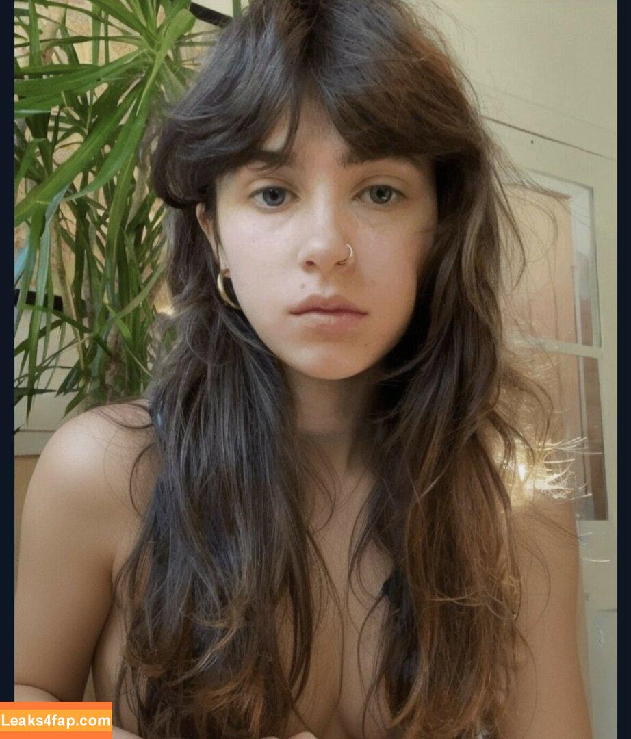 Claire cottrill / Clairo leaked photo photo #0022