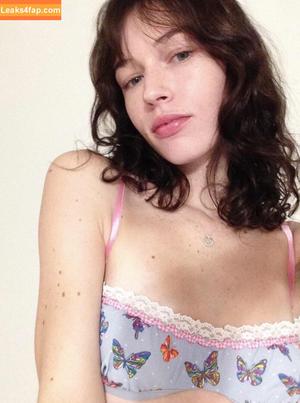 Claire Drake photo #0049