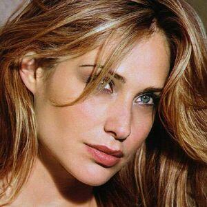 Claire Forlani