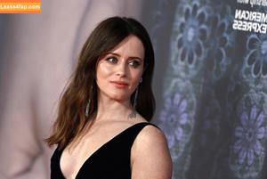 Claire Foy photo #0093