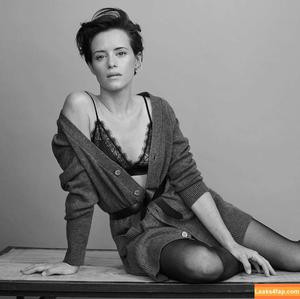 Claire Foy photo #0103