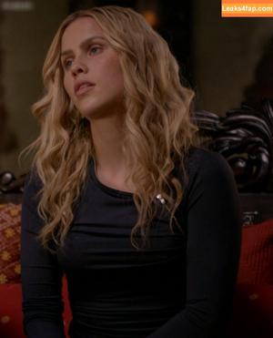 Claire Holt photo #0096