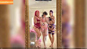 Claire Max photo #0533