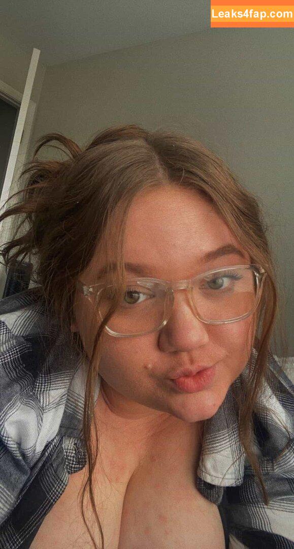 Claire / pagan_bunny / witchy_little_wit leaked photo photo #0053