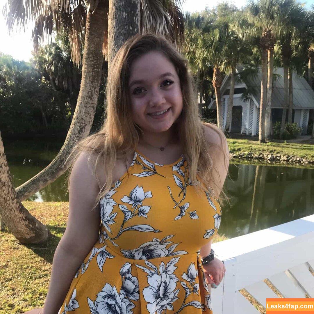 Claire / pagan_bunny / witchy_little_wit leaked photo photo #0071