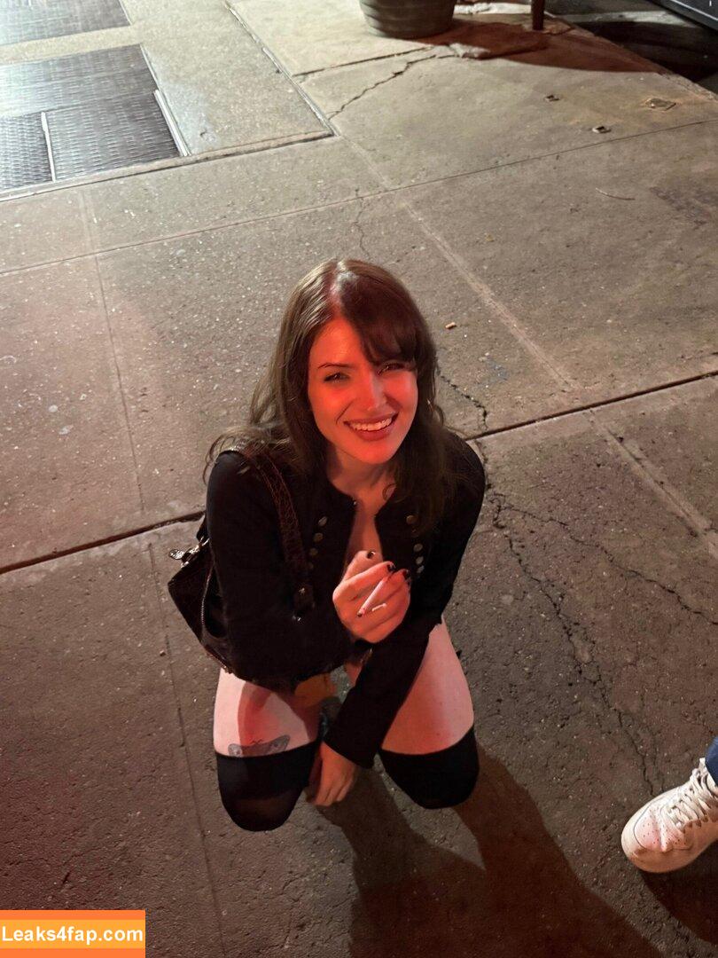 claireyael /  leaked photo photo #0064
