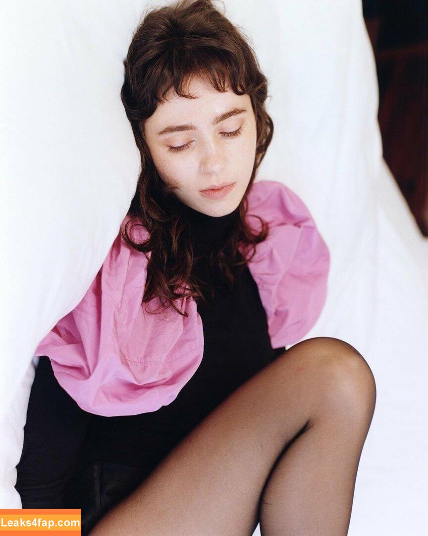 Clairo / Claire Cottrill leaked photo photo #0103