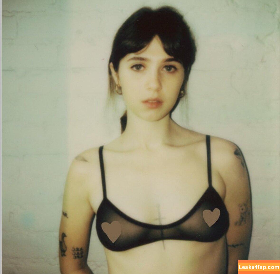 Clairo / Claire Cottrill leaked photo photo #0185
