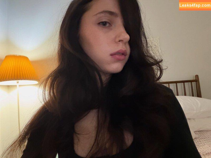 Clairo / Claire Cottrill leaked photo photo #0242